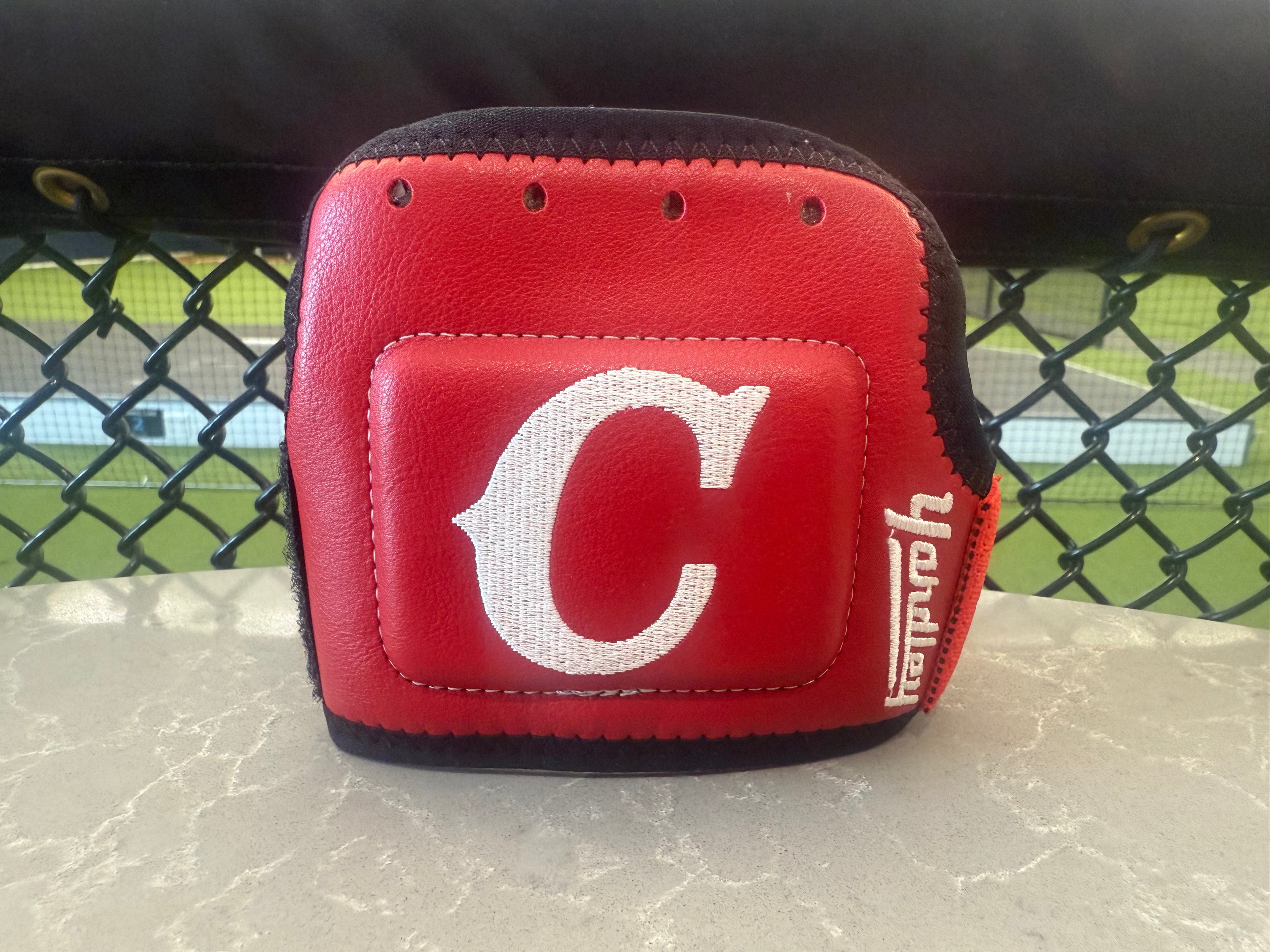 CANDY BALL X YARDLEY       Catchers Wrist Guard