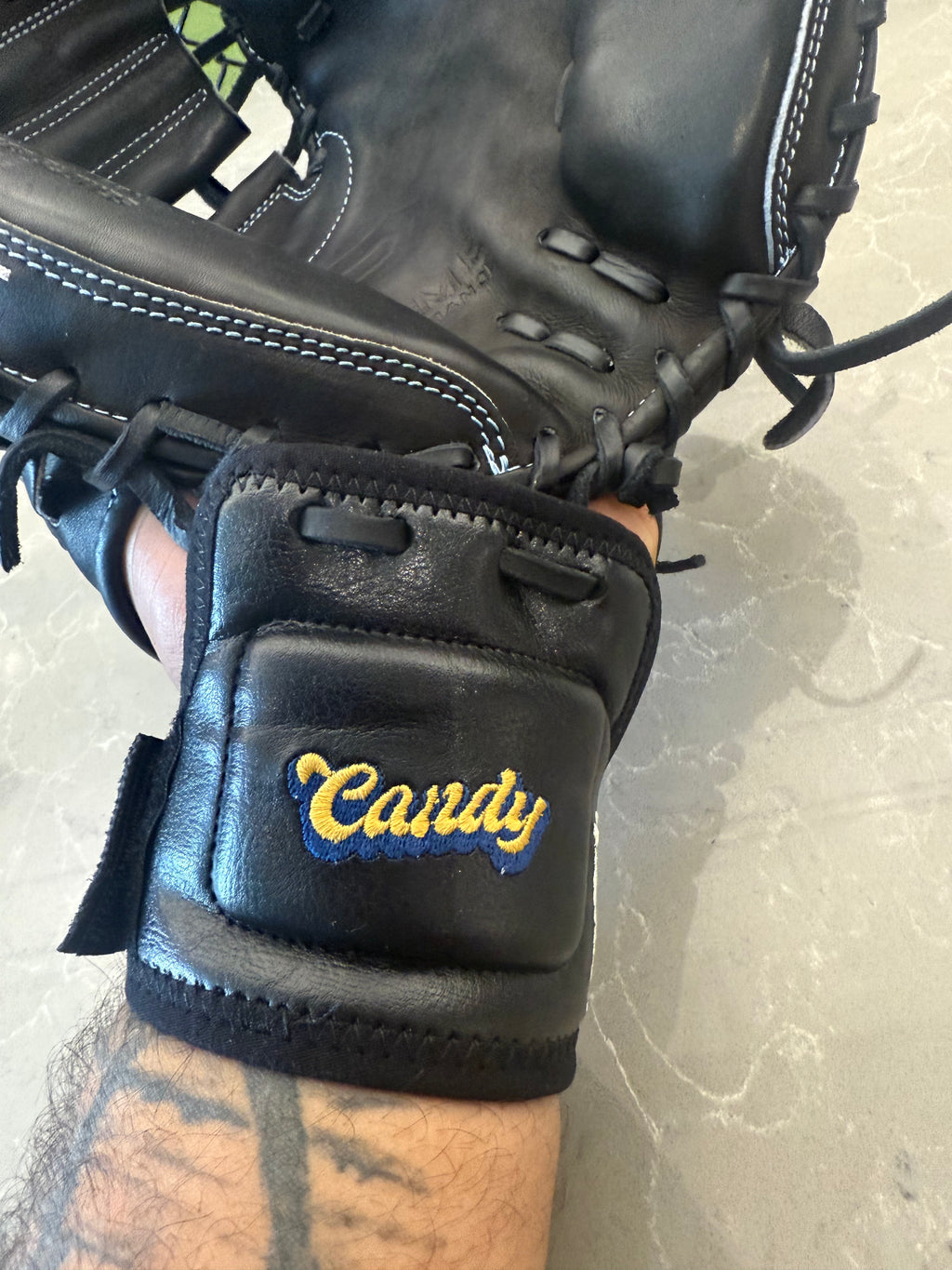 CANDY BALL X YARDLEY       Catchers Wrist Guard
